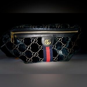 Gucci GG Velevt Fanny pack